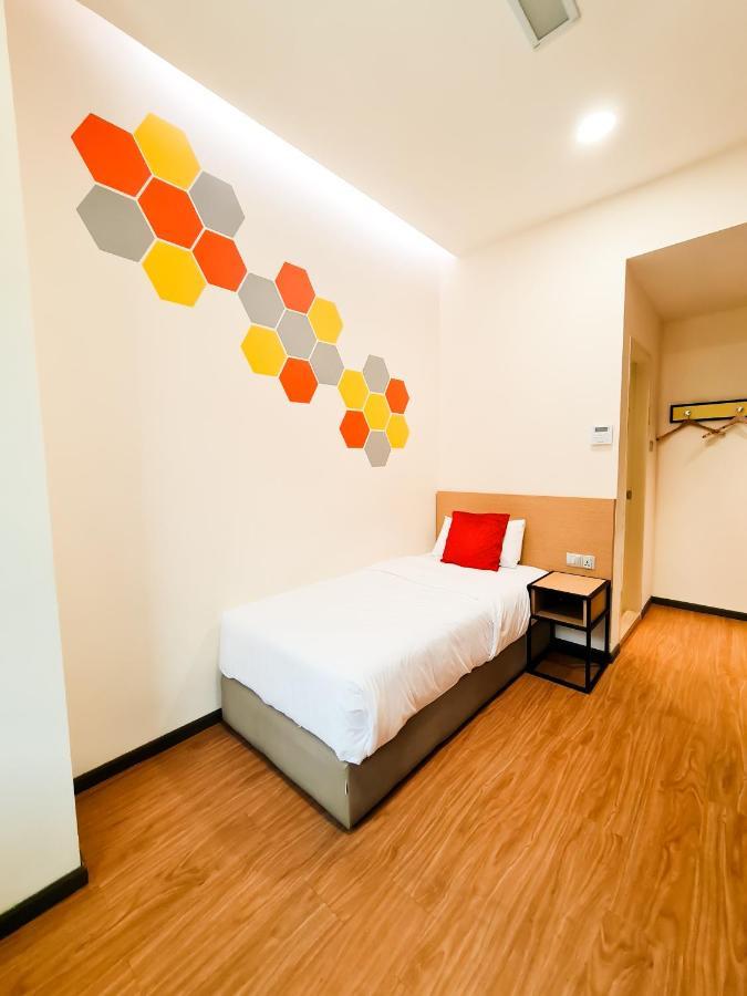 Qlio Hotel Kota Kinabalu Exterior foto